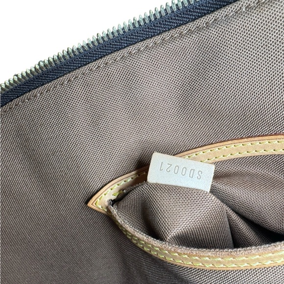 💕❤️Authentic Preloved LV Alma PM😍❤️ - Picture 5 of 8